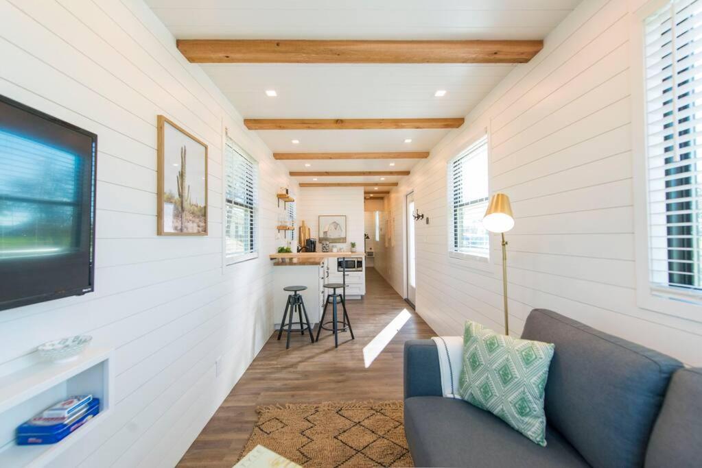 Container Home With Rooftop Views And Pickleball-Pecan Grove Bellmead Kültér fotó