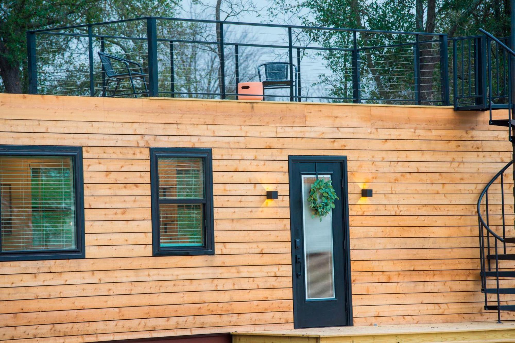 Container Home With Rooftop Views And Pickleball-Pecan Grove Bellmead Kültér fotó